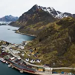 In The Middle Of Lofoten! Unique And Spacious On The Docks. Διαμέρισμα Stamsund