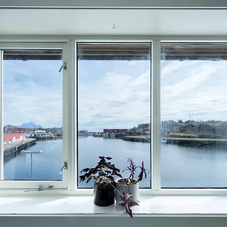 In The Middle Of Lofoten! Unique And Spacious On The Docks. Apartment Stamsund