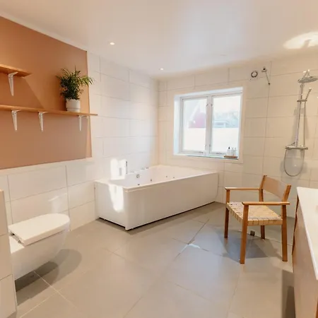 Apartment In The Middle Of Lofoten! Unique And Spacious On The Docks. Stamsund