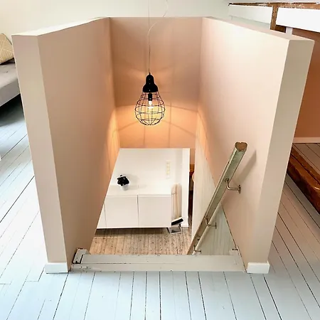 In The Middle Of Lofoten! Unique And Spacious On The Docks. *