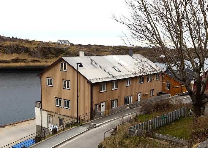 In The Middle Of Lofoten! Unique And Spacious On The Docks. * Stamsund